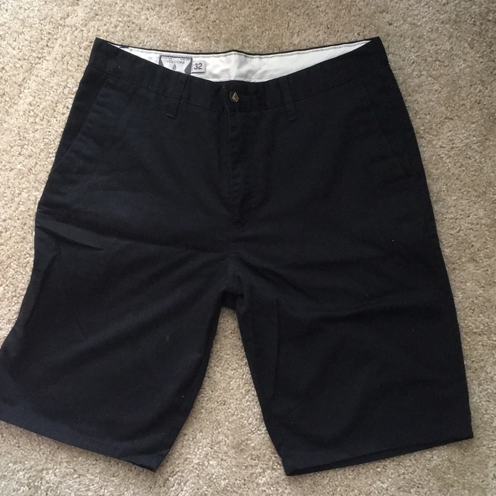 Volcom black dress shorts